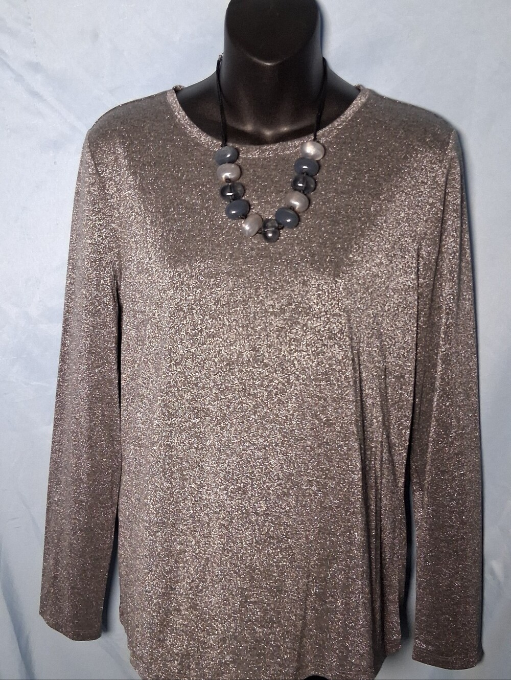 NWT Talbots Petite Large Metallic Shimmer Knit Top Pewter Silver and Necklace